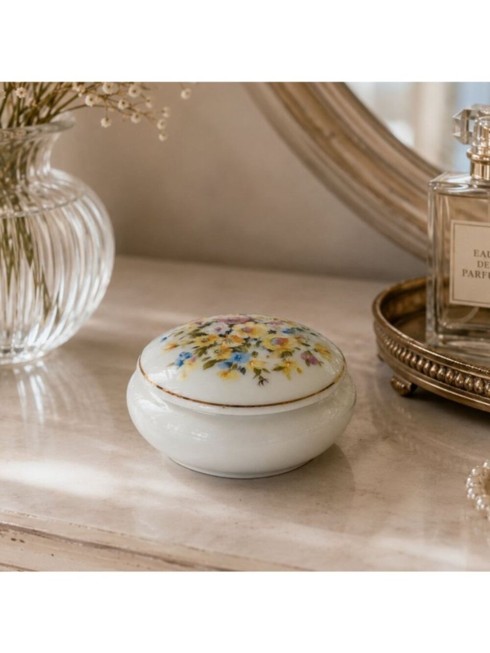 Vintage Floral Ceramic Round Dresser Trinket Box With Lid Made In Japan